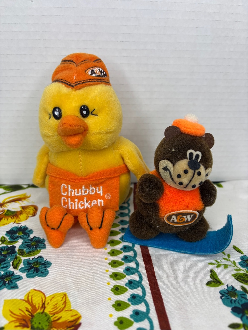 A&W Chubby Chicken Promotional Plush Chick & Rootbeer Bear Xmas Ornament
